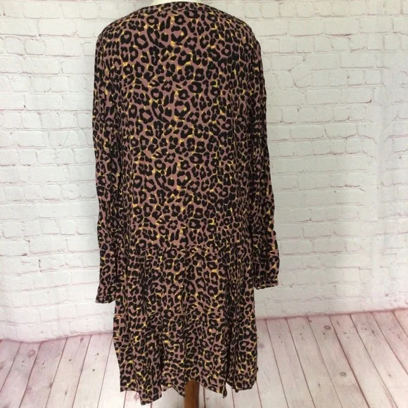 LOFT Animal Print Long Sleeve Dress - Size Medium - Picture 4 of 8